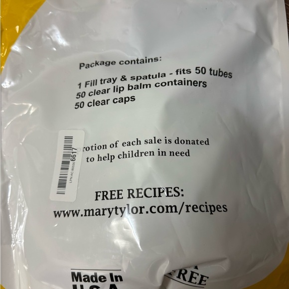 Lip Balm Container Tray Kit with Fill Tray and Spatula, 50 Clear Caps - NwB - Picture 4 of 6